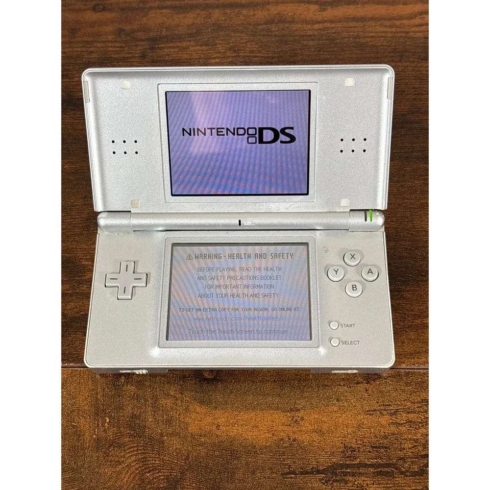 Nintendo DS Lite Metallic Silver Handheld Console System Model USG-001 GBA Slot